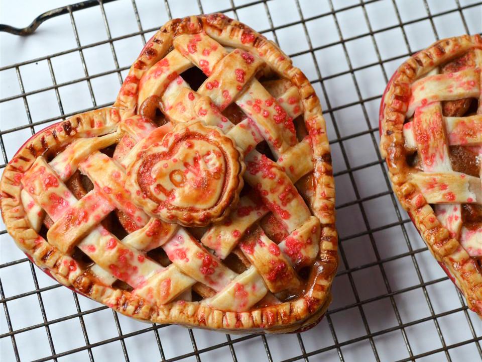 Aunt Carol's Apple Pie Recipe