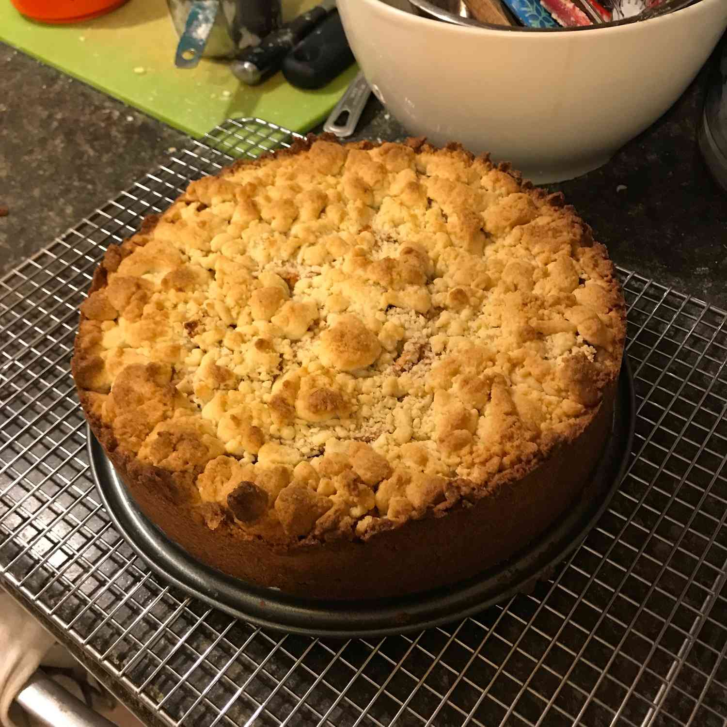 Easy German Apple Streusel Pie Recipe