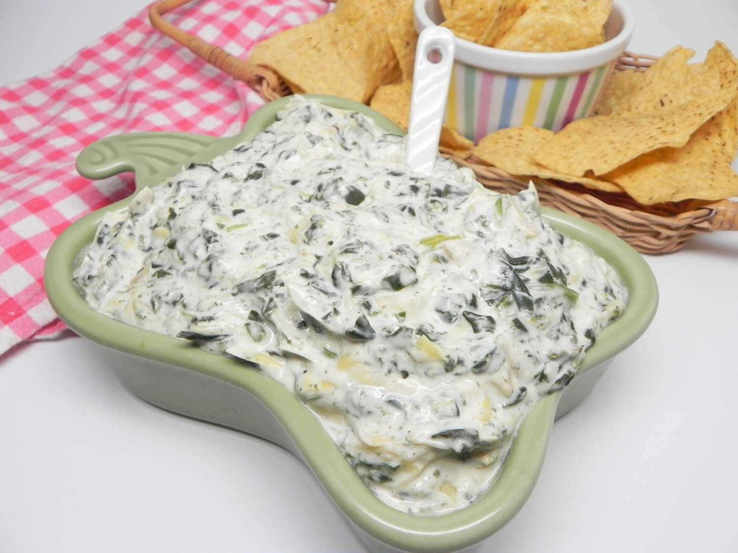 Slow Cooker Spinach-Artichoke Dip Recipe