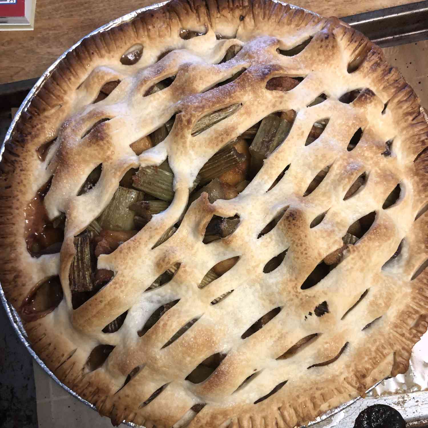 Fast Apple Rhubarb Pie Recipe