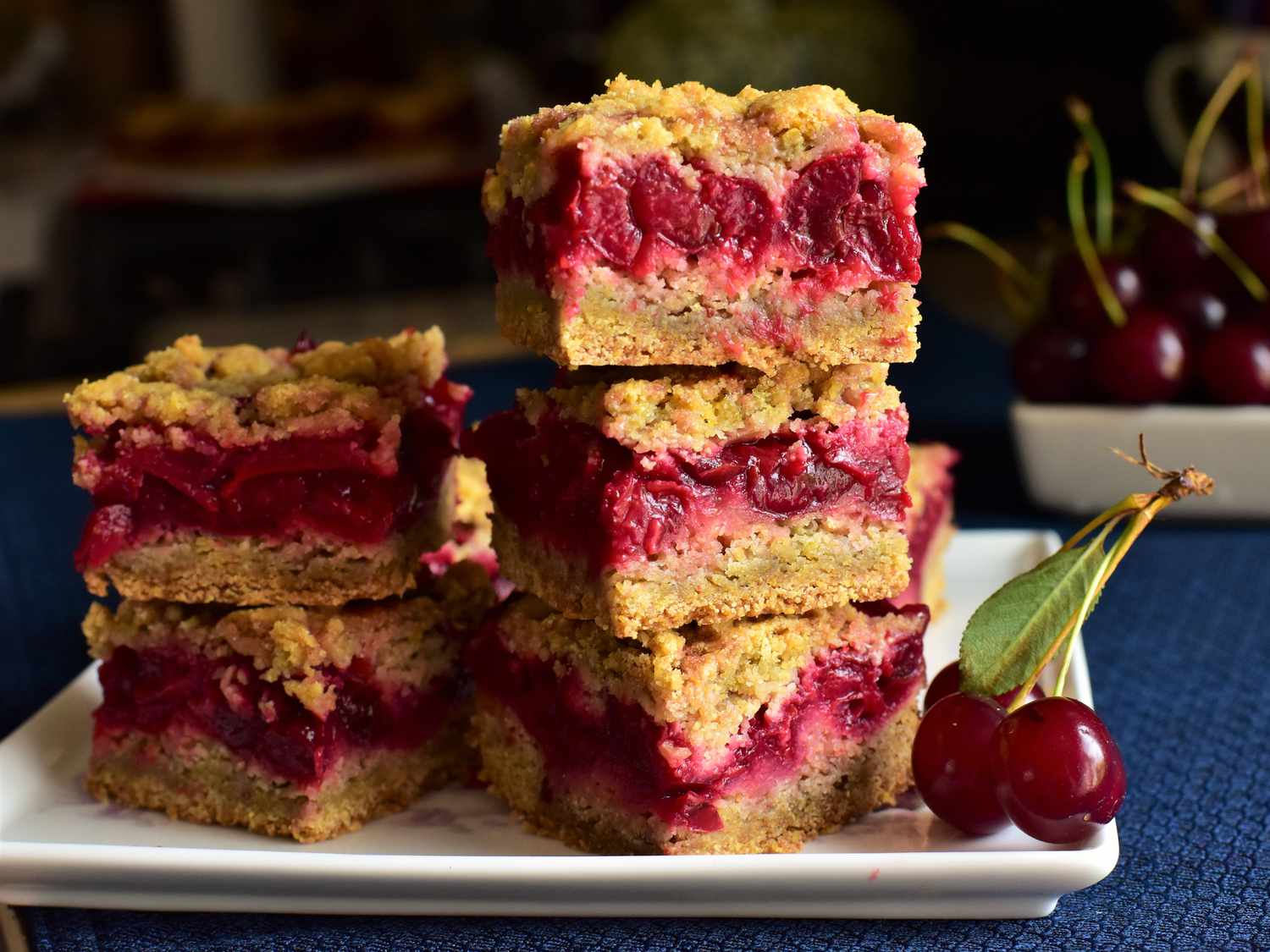 Cherry Cornmeal Crumb Bars Recipe