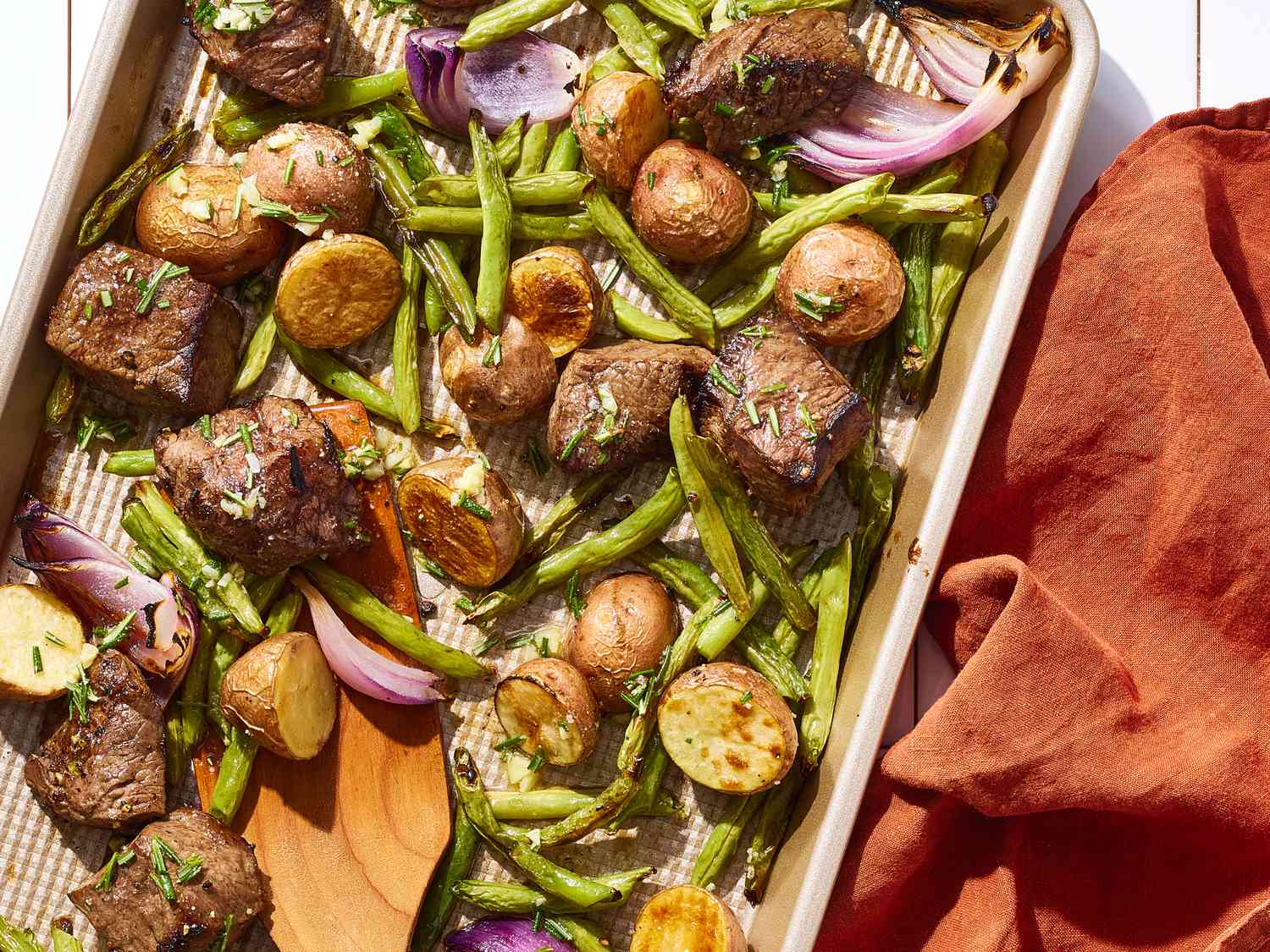 Sheet Pan Garlic Butter Steak Bites with Veggies Recipe