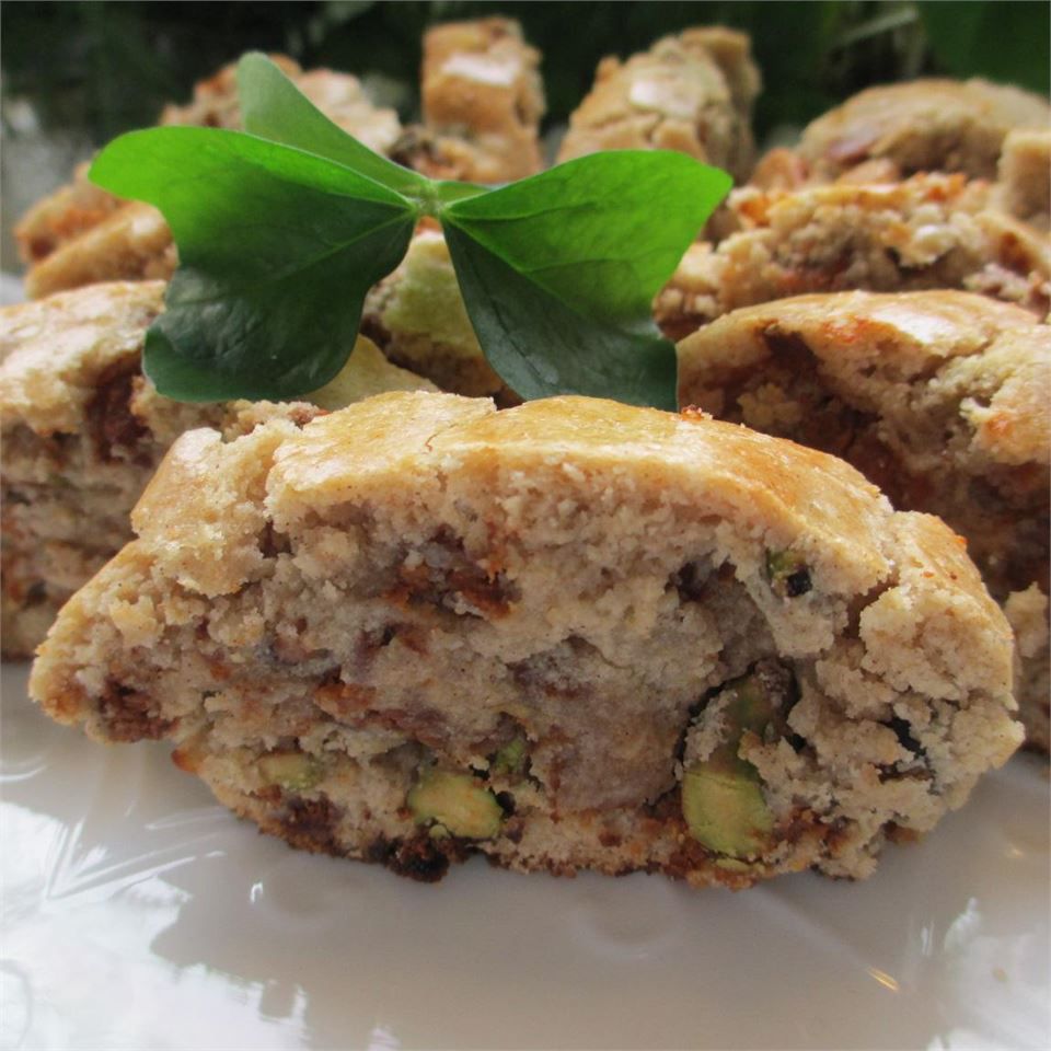 Cinnamon Biscotti with Pistachios Recipe