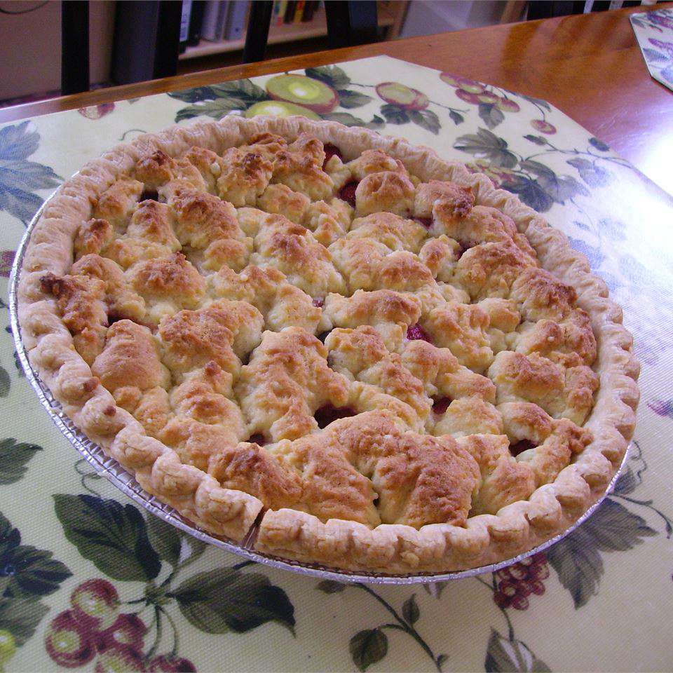 My Grandmother's Best Berry Pie Recipe