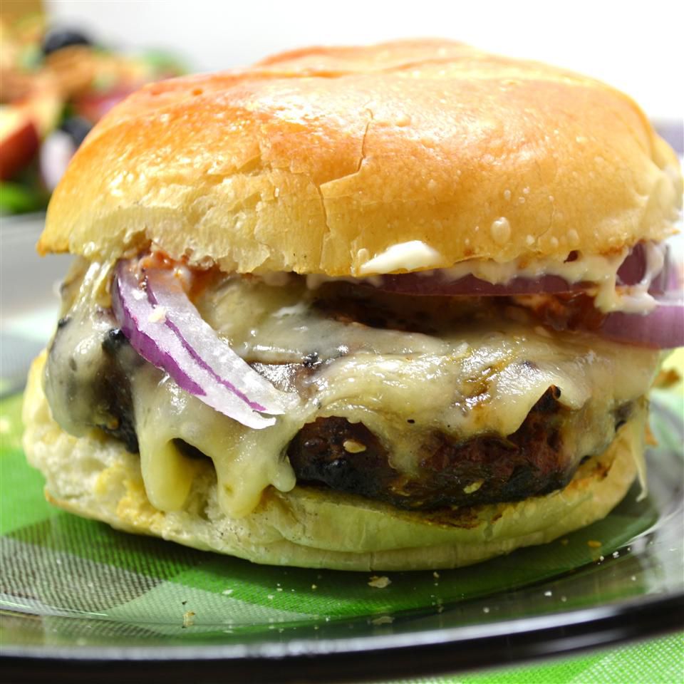 Garlic and Onion Burgers Recipe