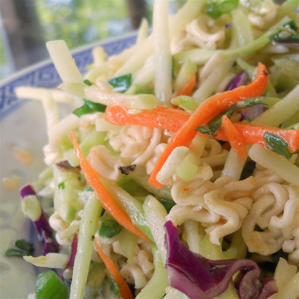 Broccoli and Ramen Noodle Salad Recipe