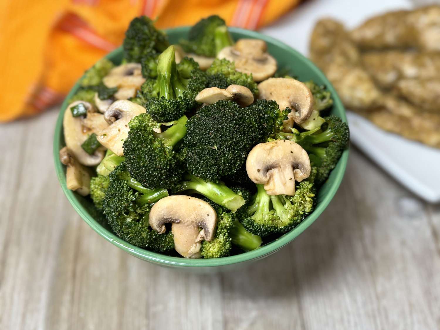 Broccoli and Mushroom Salad