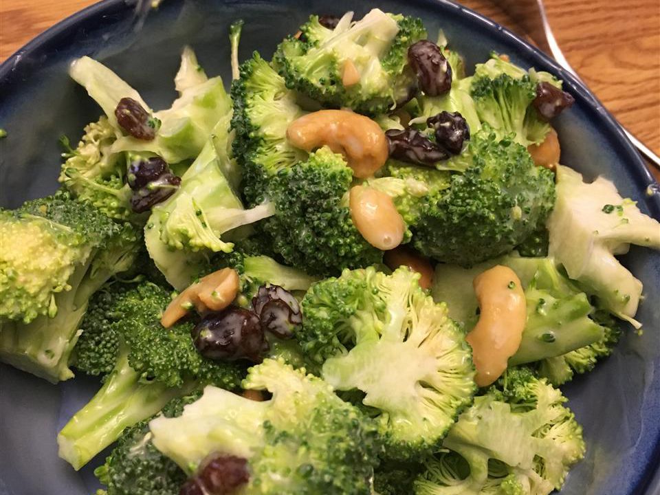 Broccoli Cashew Salad Recipe