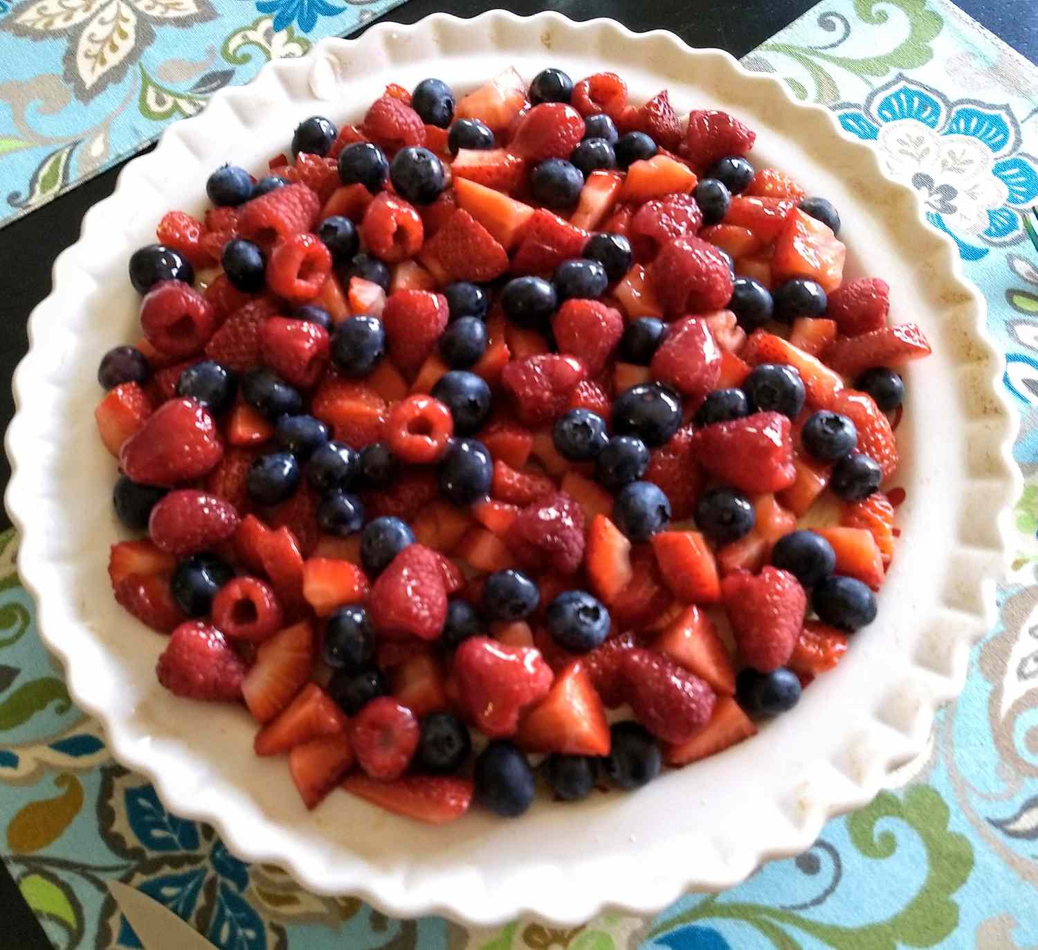 White Chocolate-Cream Cheese Fruit Tart Recipe