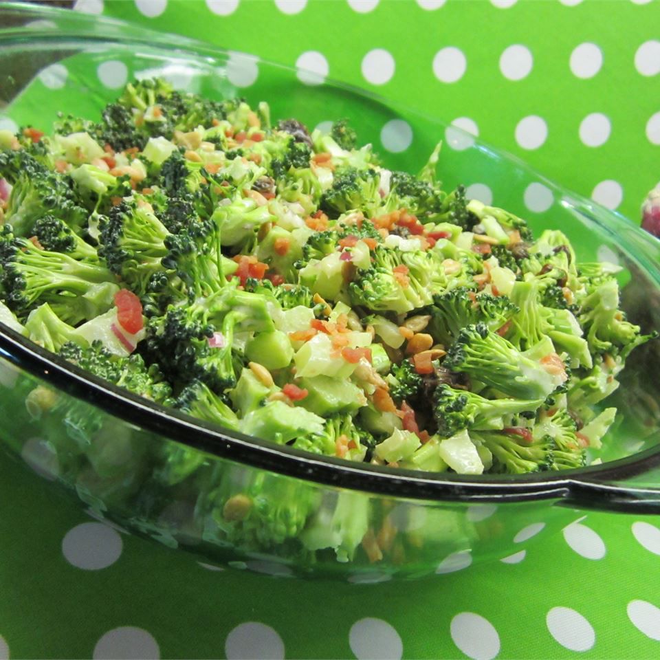 Tangy Broccoli Salad Recipe