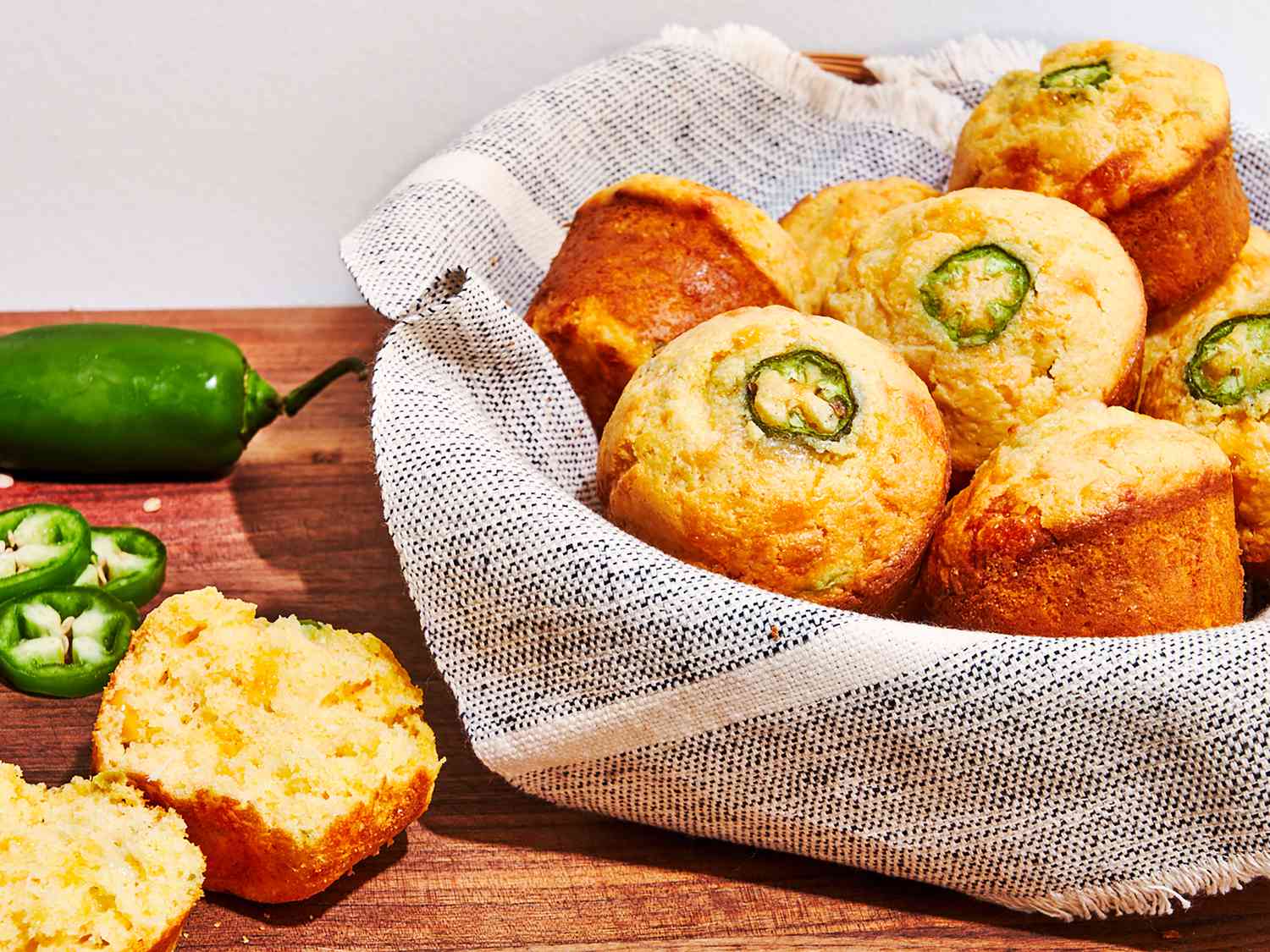 Jiffy Jalapeno Cheese Cornbread Muffins Recipe