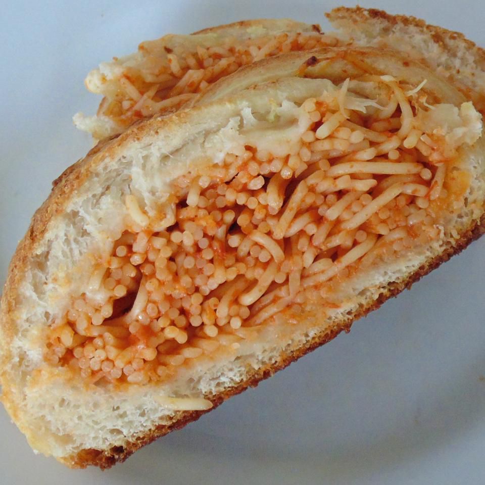 Delicious Spaghetti Bread Recipe