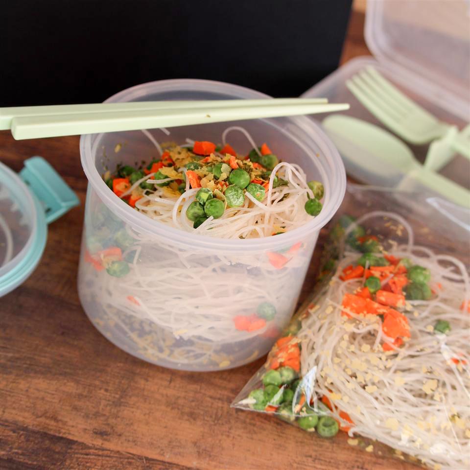 Backpackers' Instant Noodles Recipe