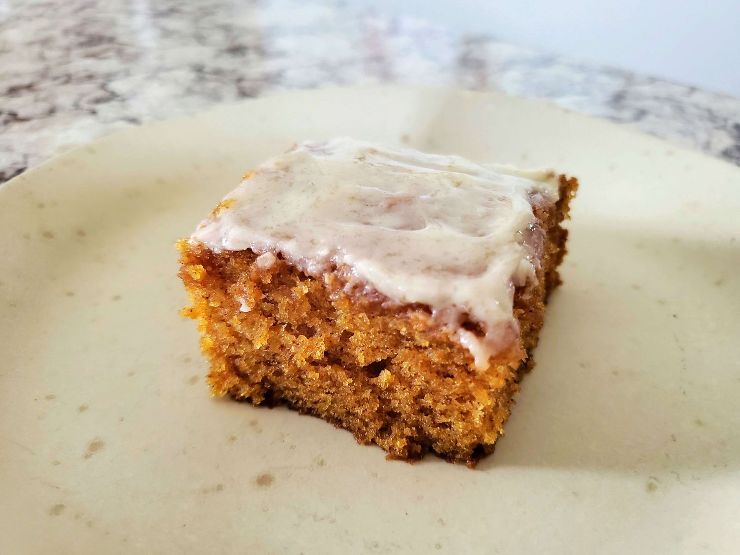 Easy Carrot Cake Bars Recipe