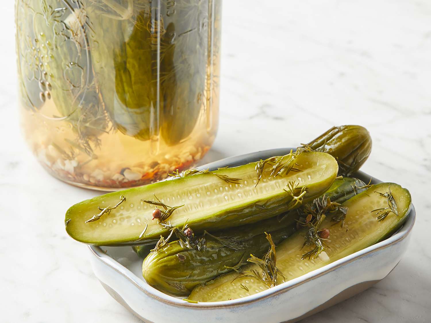 Spicy Refrigerator Dill Pickles Recipe