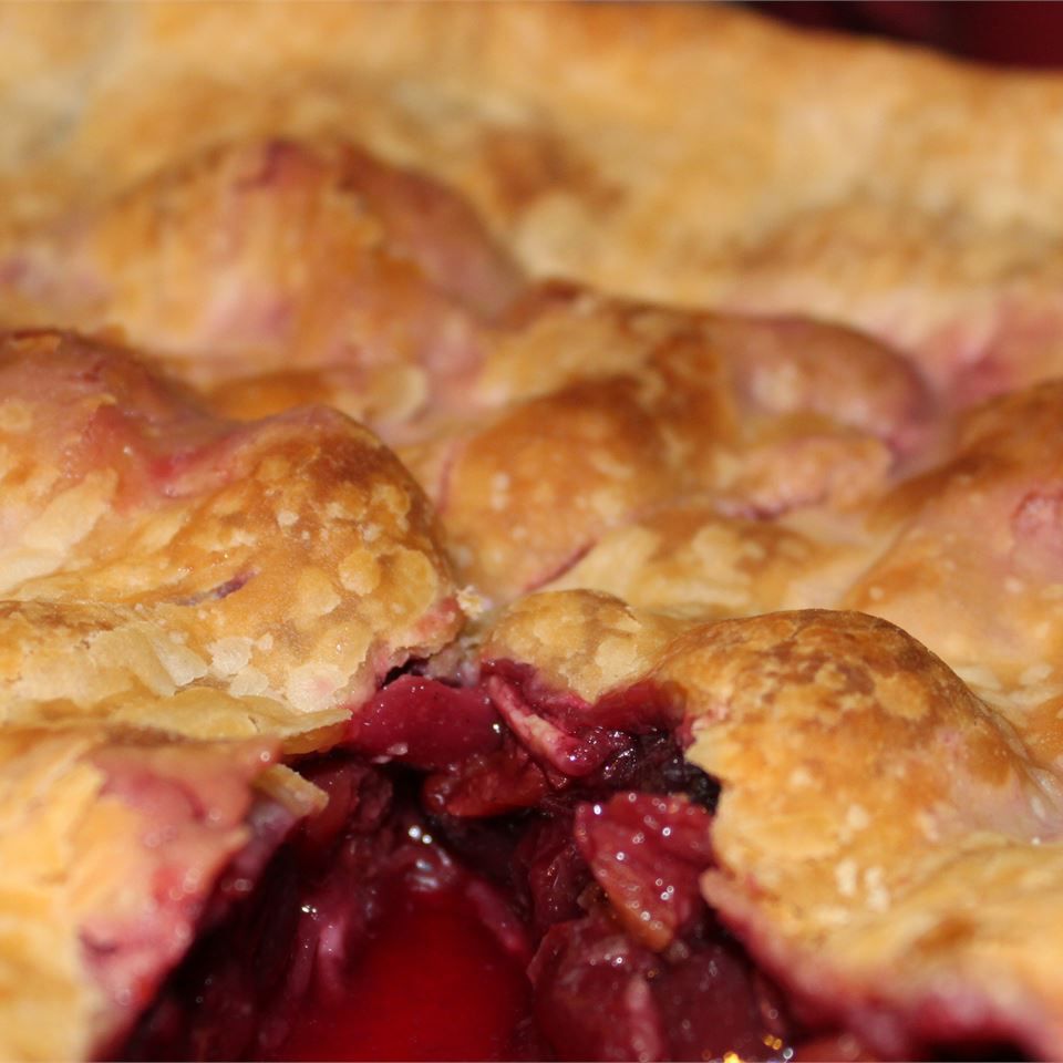 Always Delicious Cherry Pie Recipe