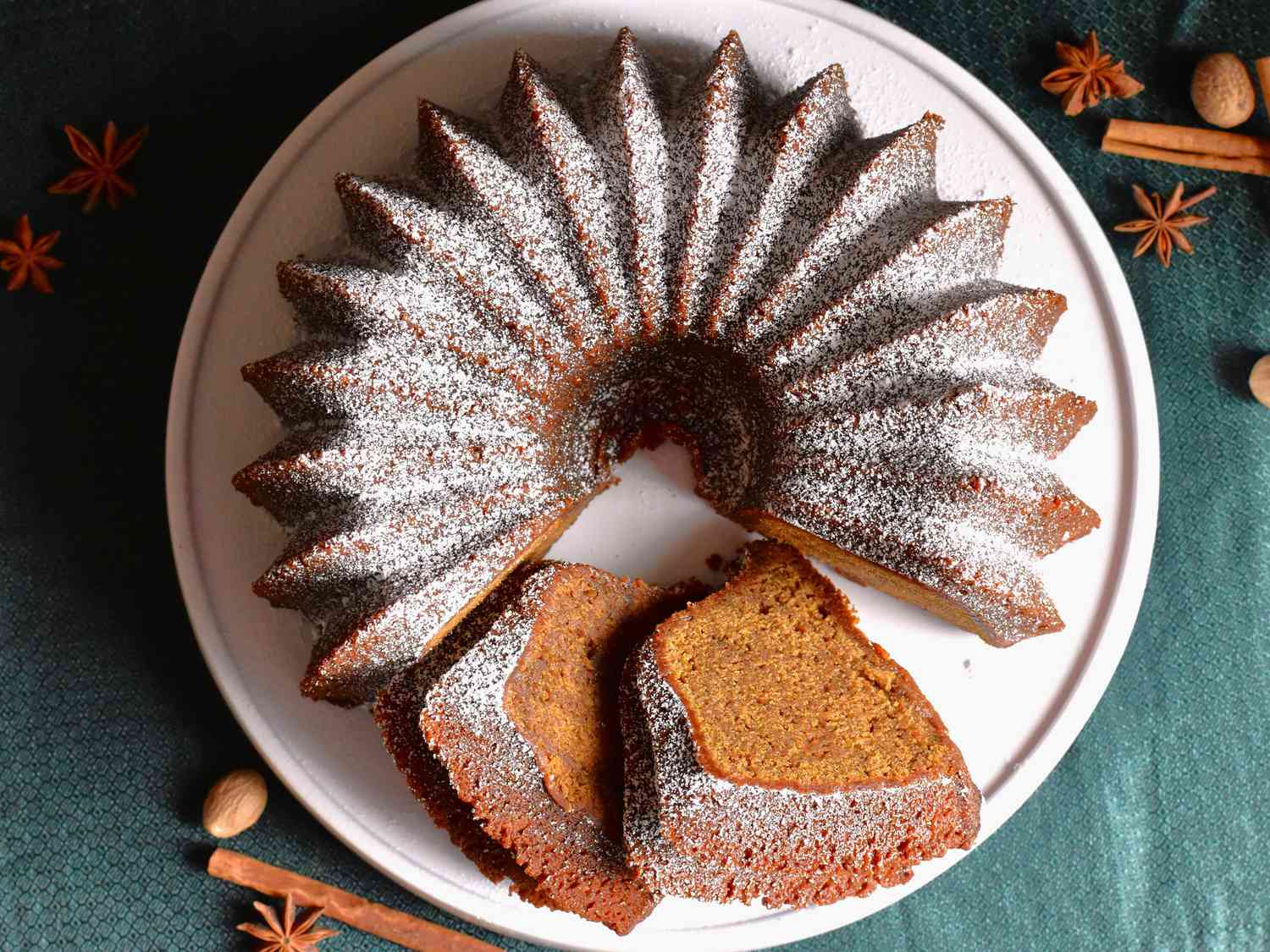 Gingerbread Bundt Cake Recipe