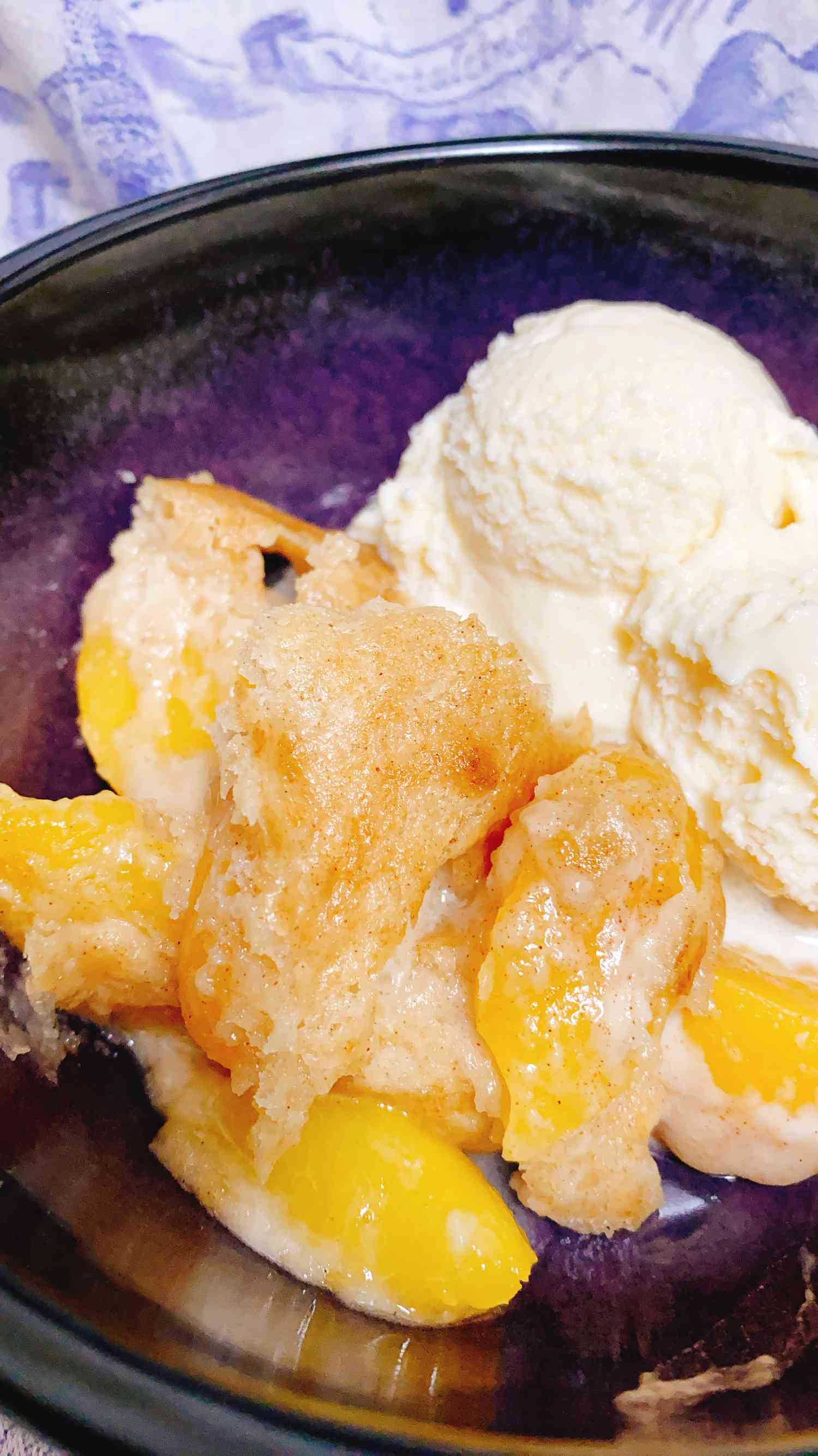 Instant Pot Peach Cobbler Recipe