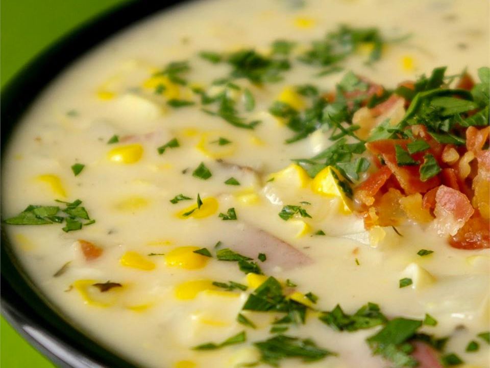 Classic Slow Cooker Corn Chowder Recipe