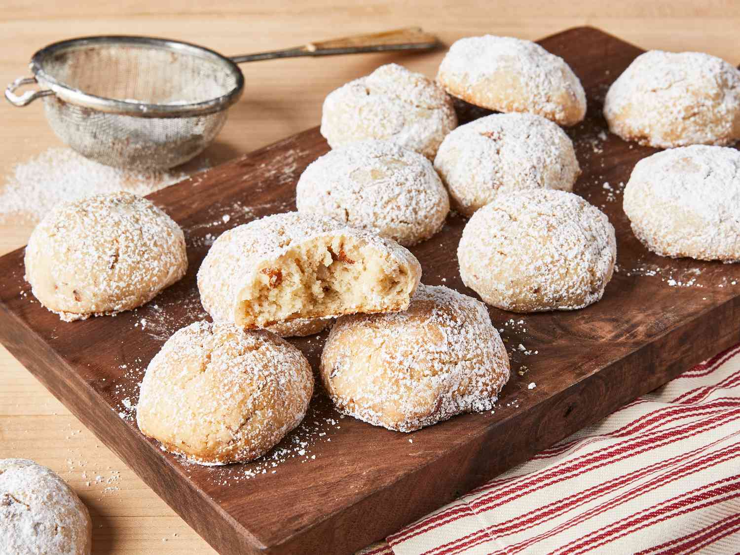 Mexican Wedding Cookies Recipe