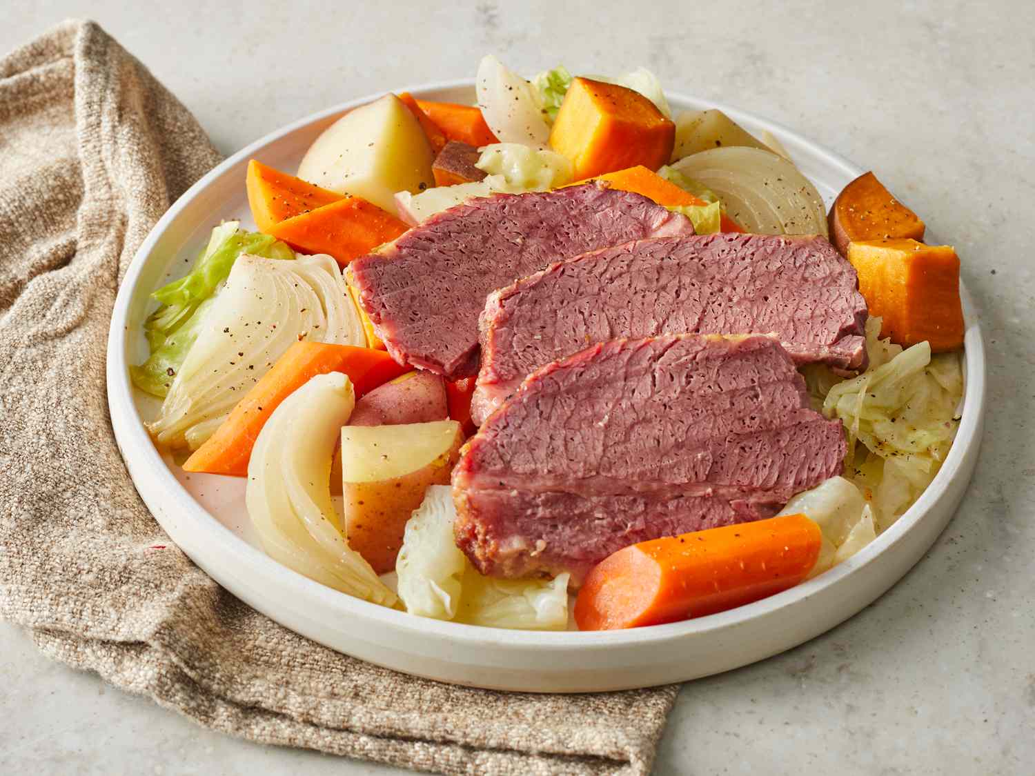 Slow Cooker Guinness Corned Beef and Veggies Recipe