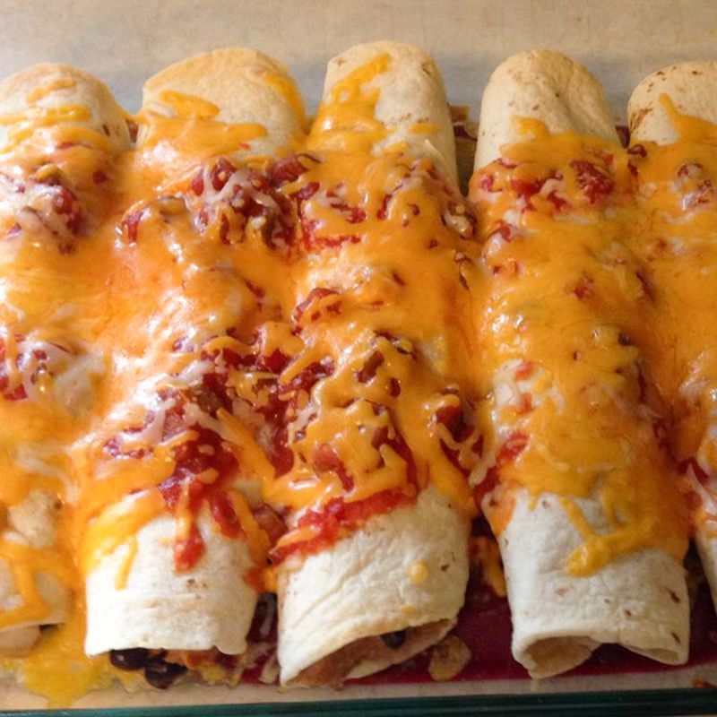 Easy Chicken Enchiladas Recipe