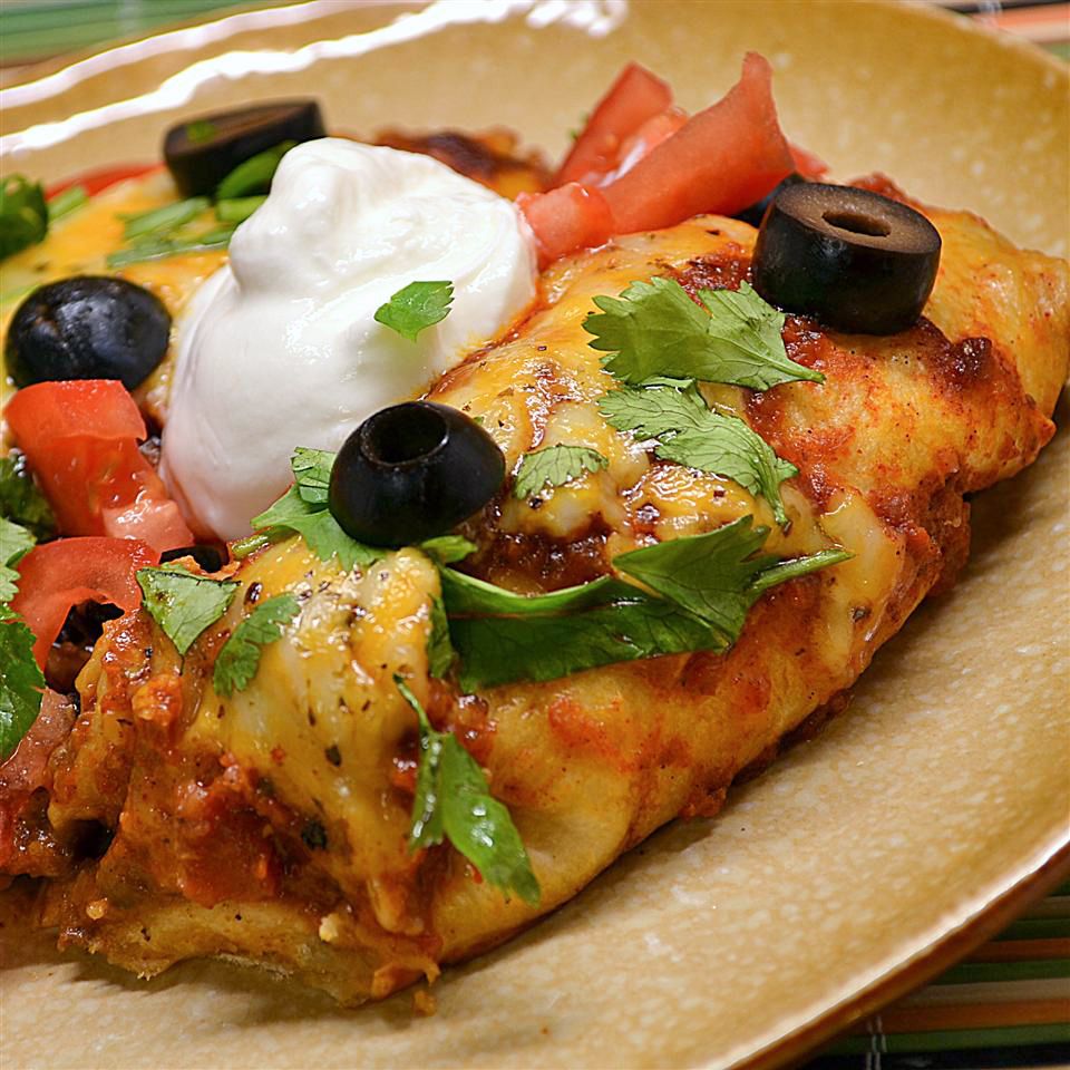 Beef Enchiladas with Spicy Red Sauce Recipe