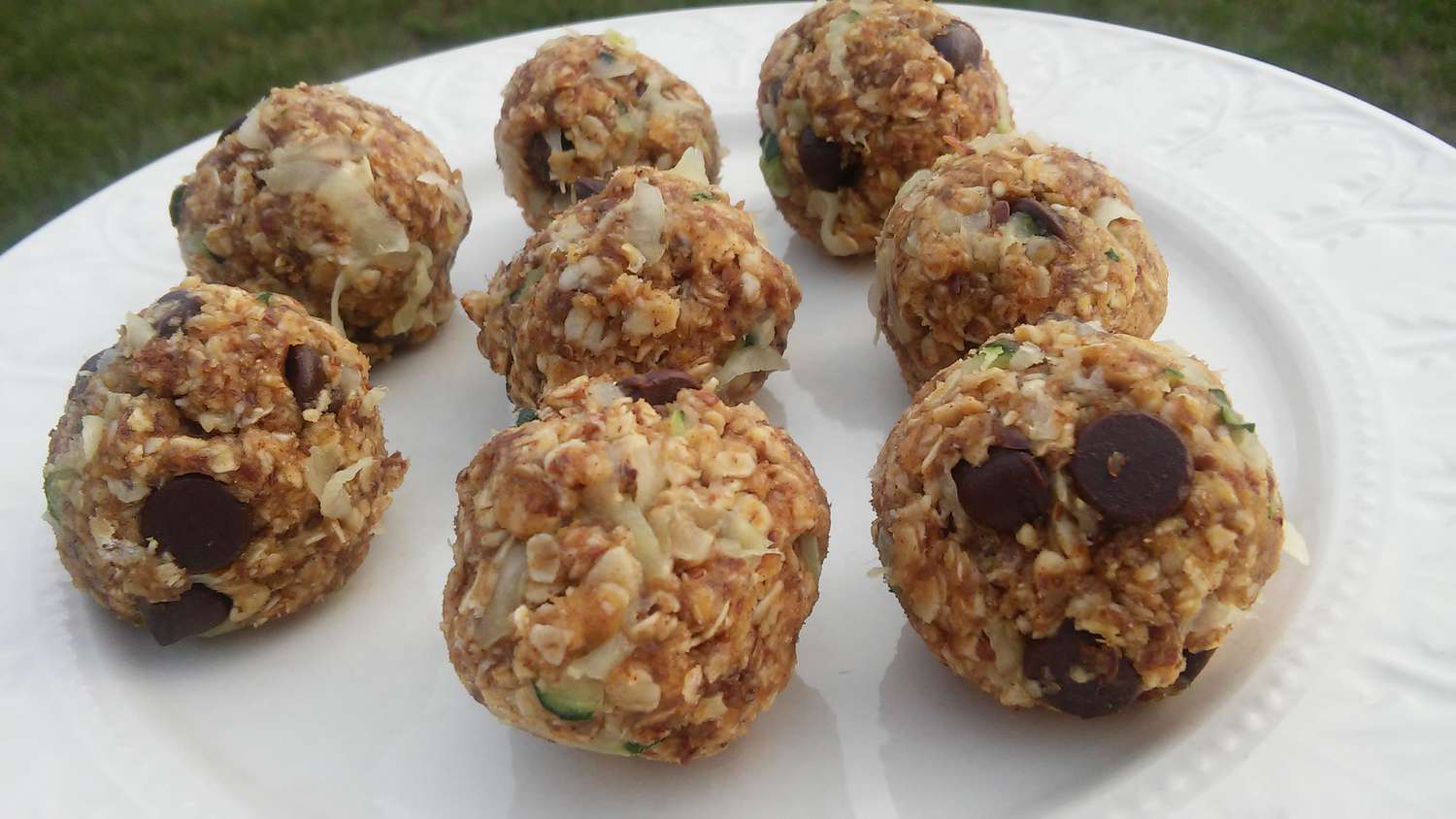 Zucchini Chocolate Oatmeal Bites Recipe