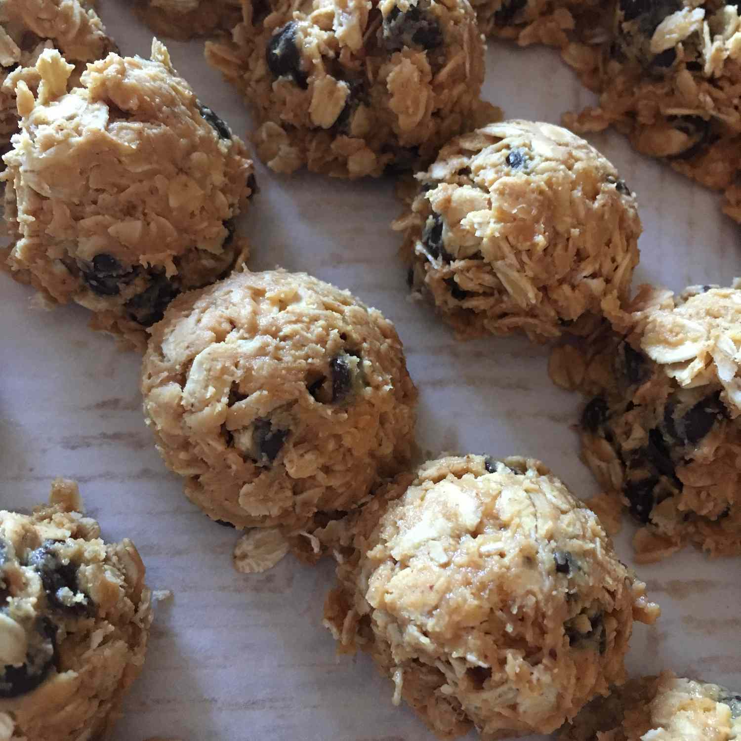 No-Bake Energy Bites Recipe