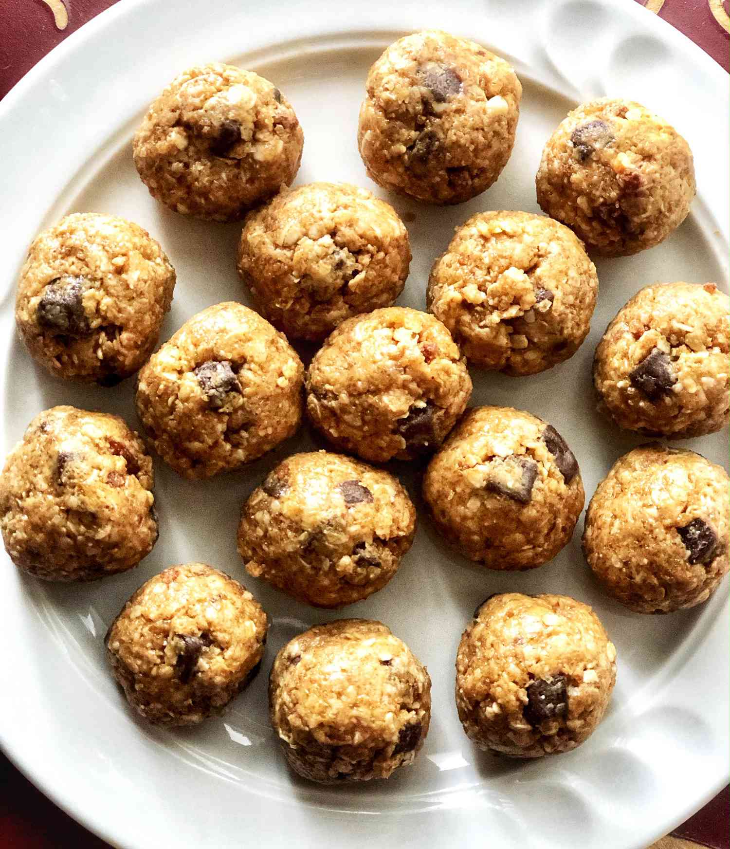 Easy Peanut Butter Energy Balls Recipe