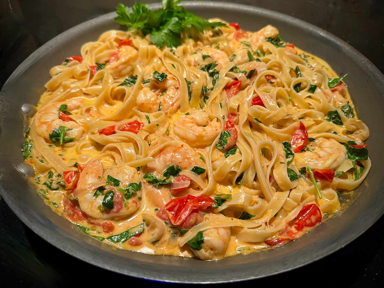 Fettuccine with Shrimp, Tomatoes, and Spinach Cream Sauce Recipe