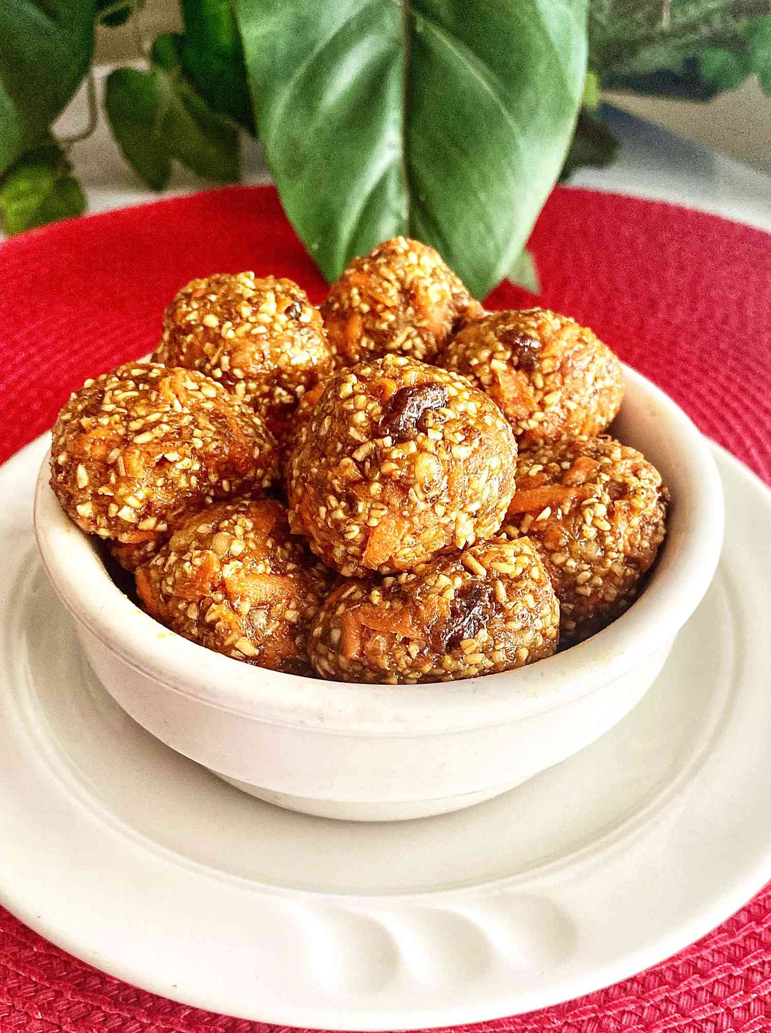 Carrot Cake Freezer Energy Balls