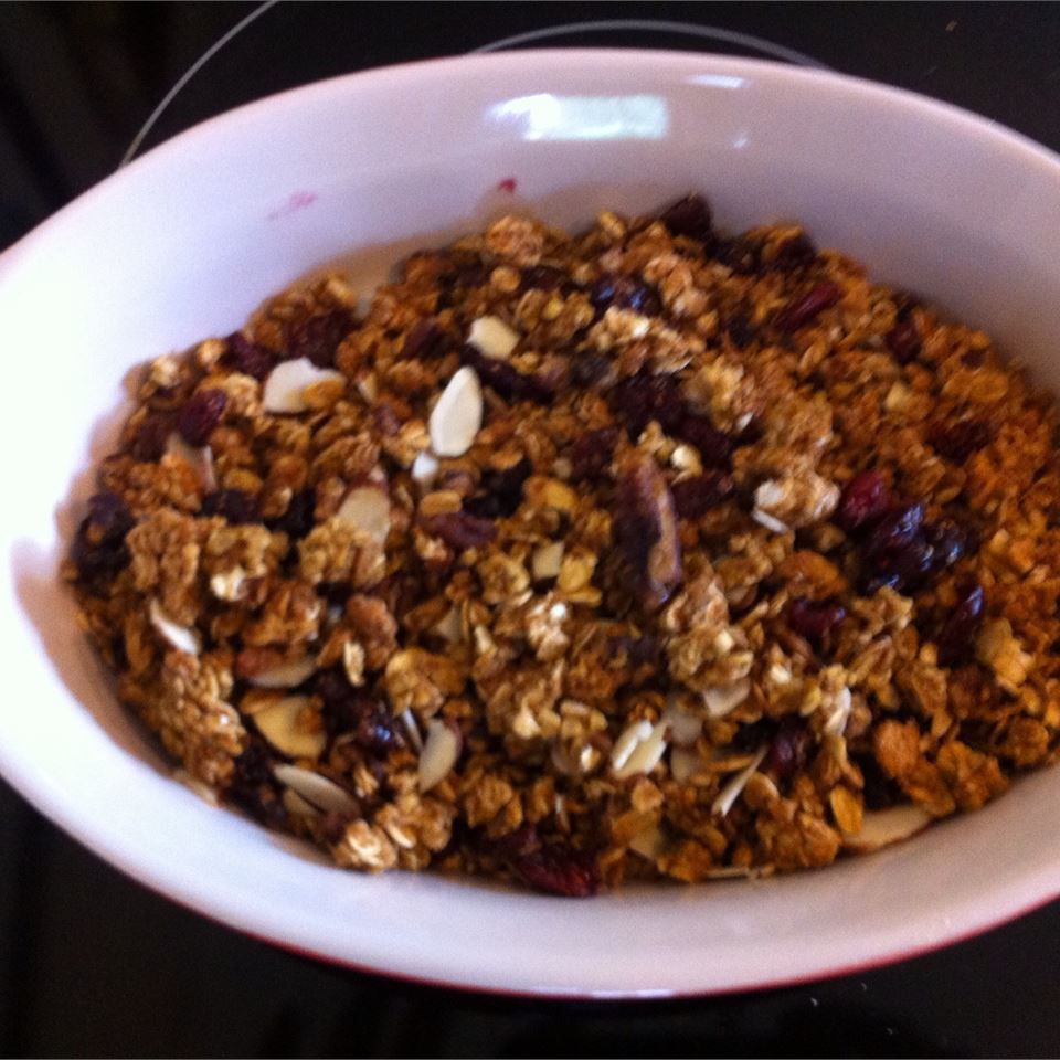 Crunchy Granola Breakfast Cereal Recipe