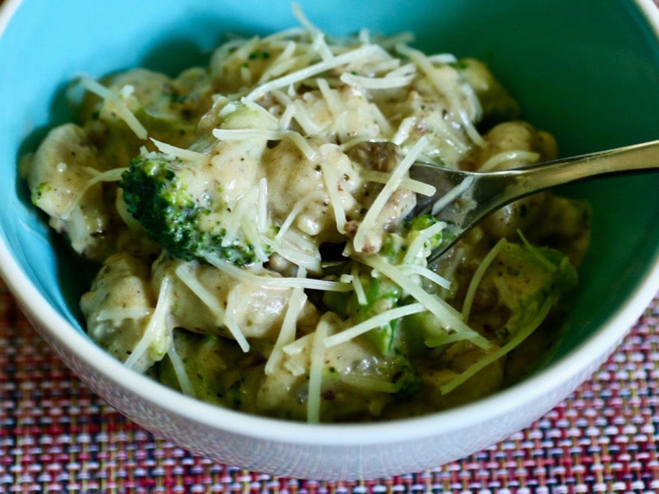 20-Minute Sausage-Broccoli Gnocchi Alfredo Recipe