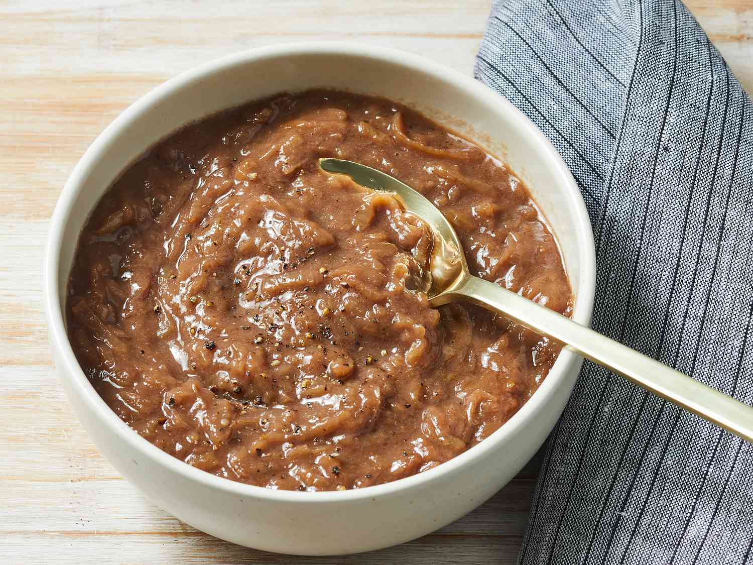 Onion Gravy for British Bangers and Mash Recipe