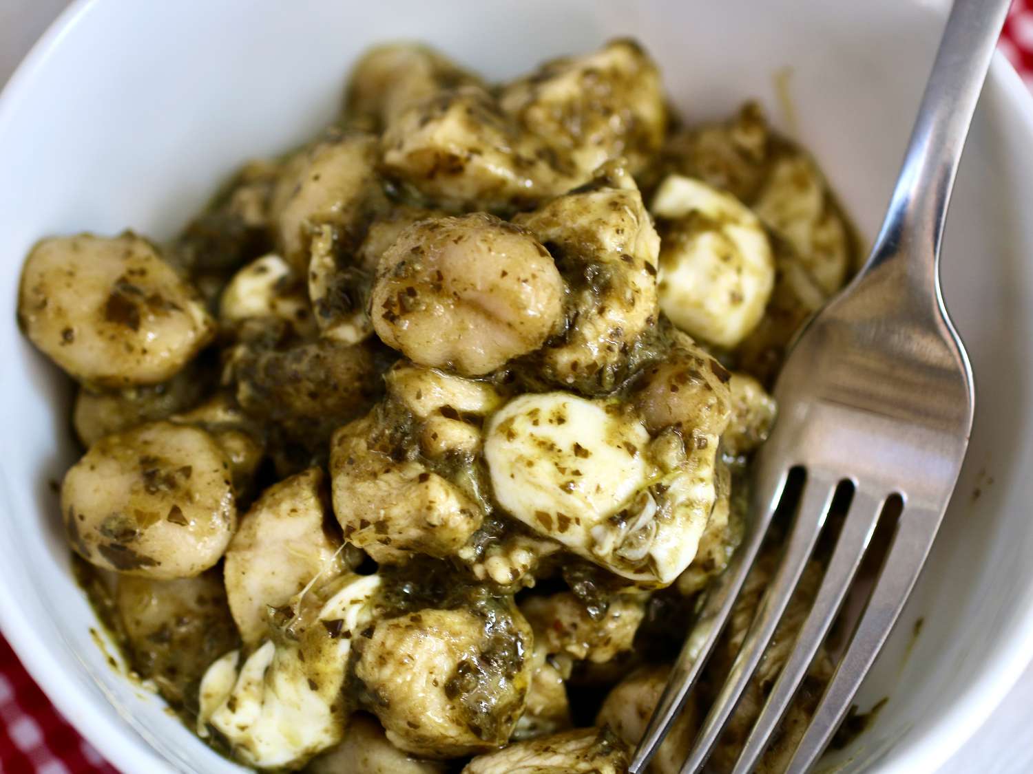 Gnocchi with Chicken, Pesto and Fresh Mozzarella Recipe