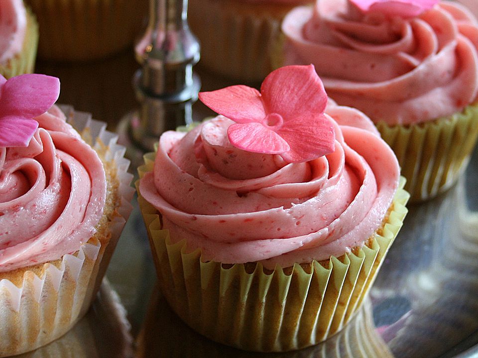 Real Strawberry Frosting Recipe