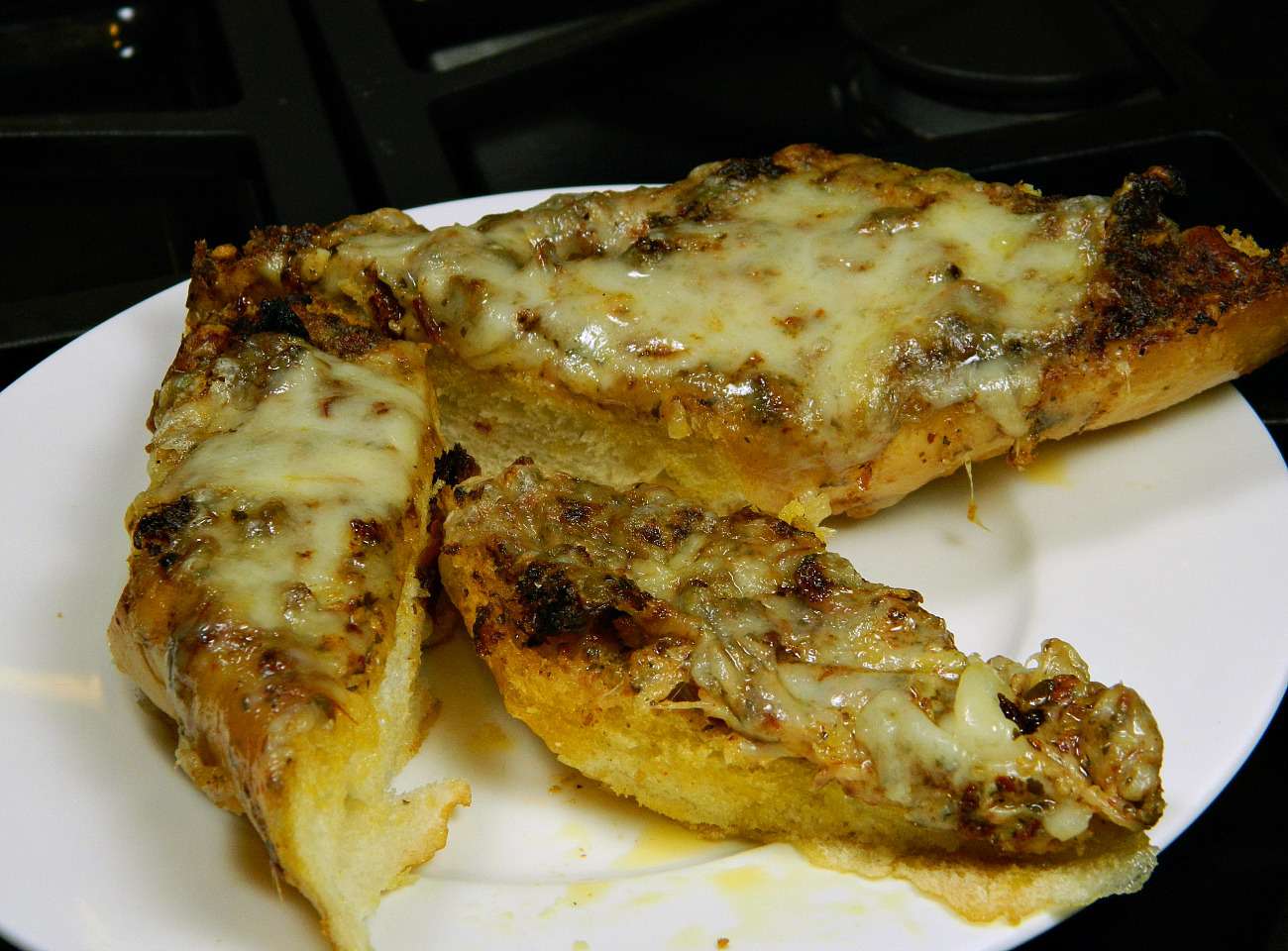 Cheesy Grilled Bread Recipe