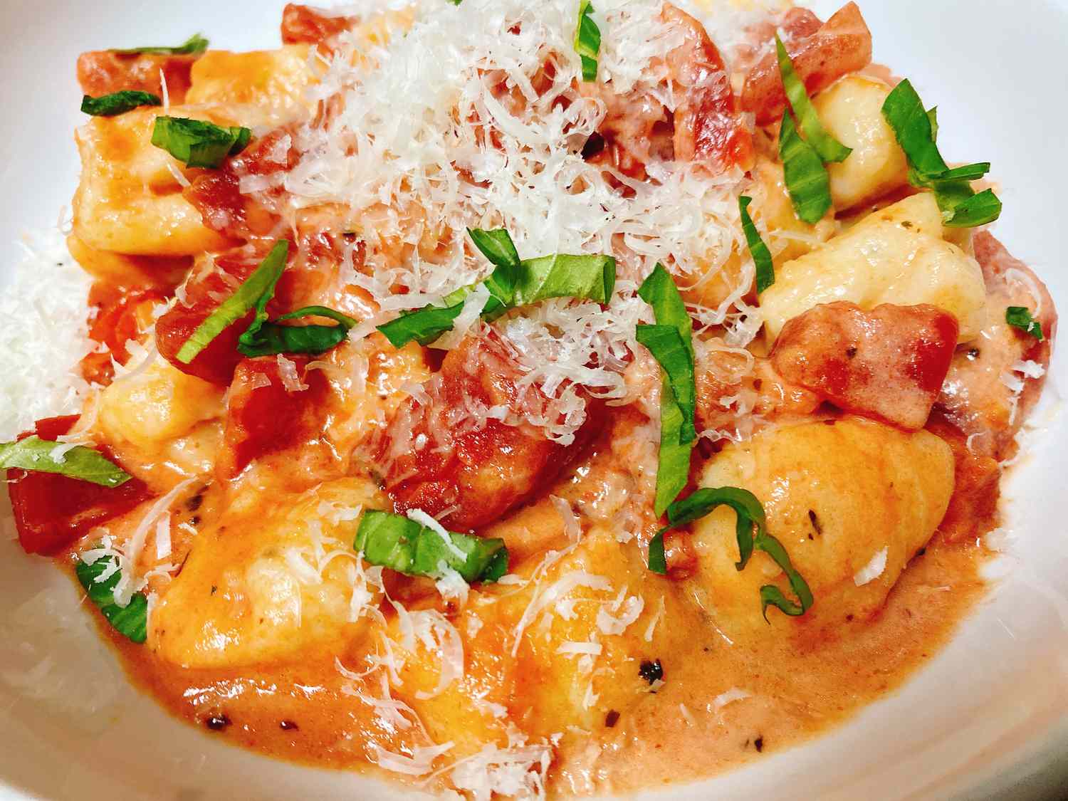 Quick and Easy Tomato Basil Gnocchi Recipe