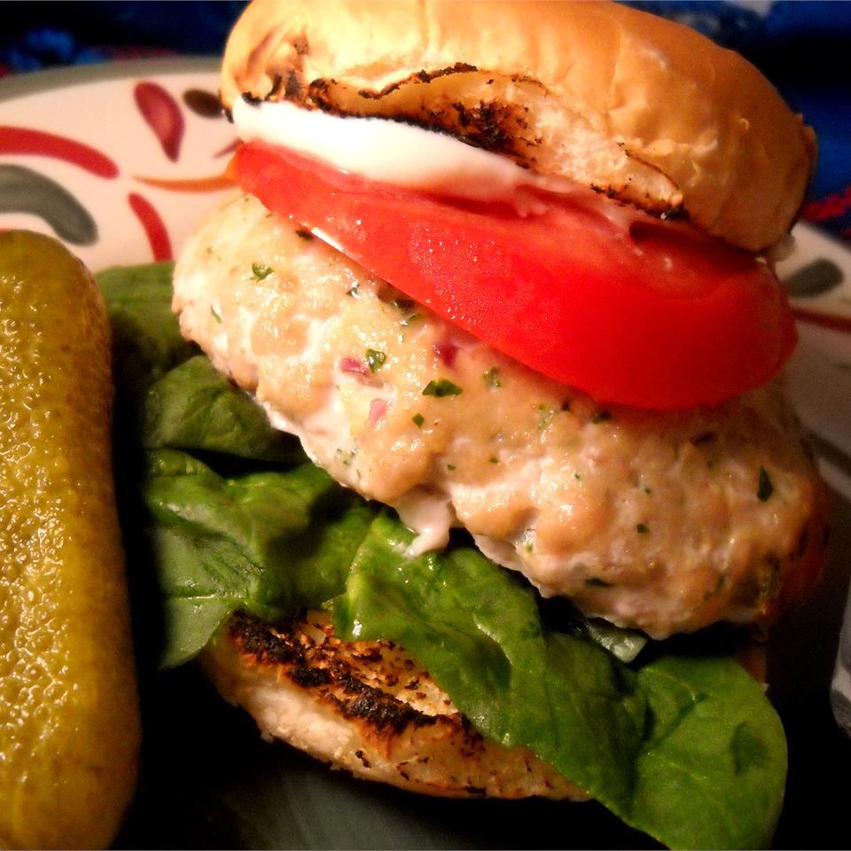 Moist Spicy Turkey Burgers Recipe