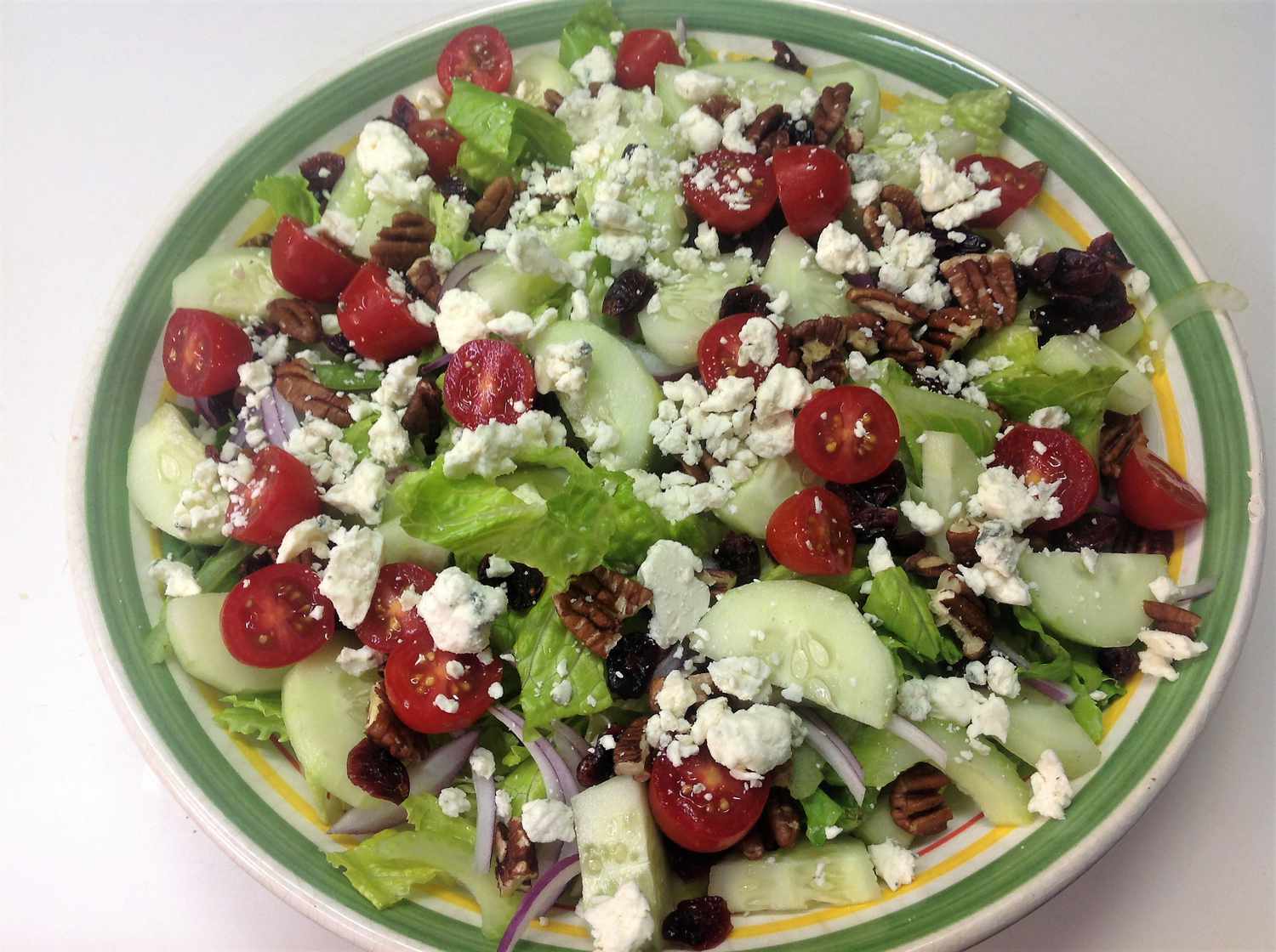 Blue Cheese and Dried Cranberry Tossed Salad Recipe