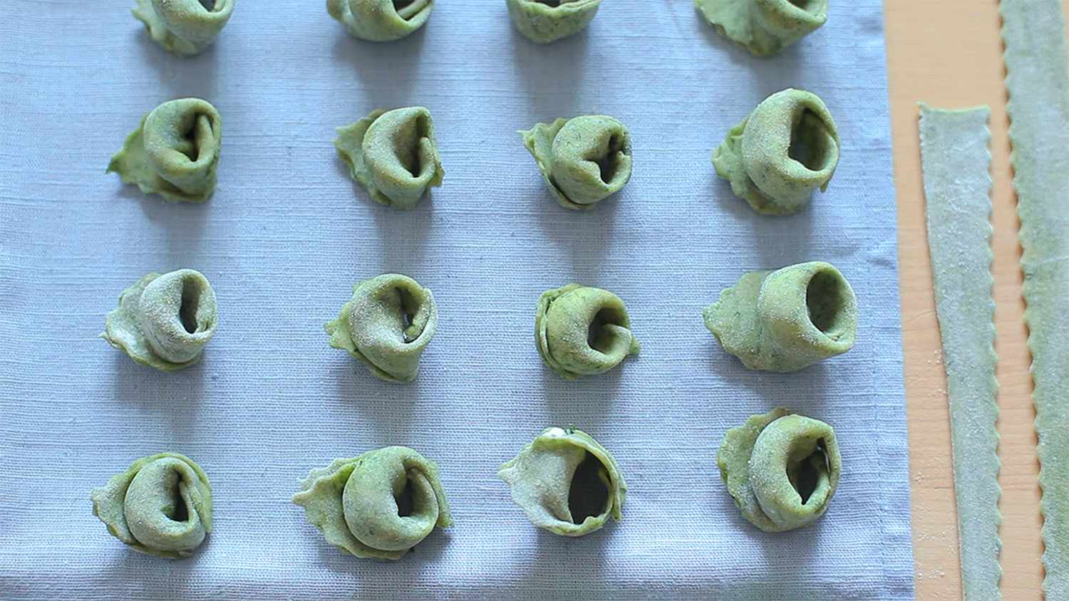 Spinach and Ricotta Tortellini Recipe