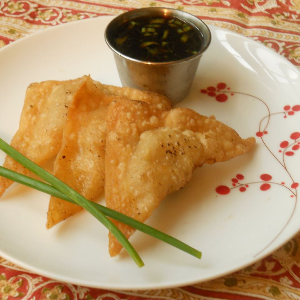 Grandma's Crispy Pork Wontons Recipe