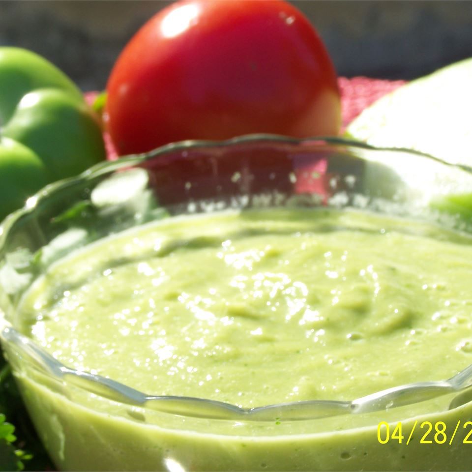 Tasty Tomatillo Guacamole Recipe