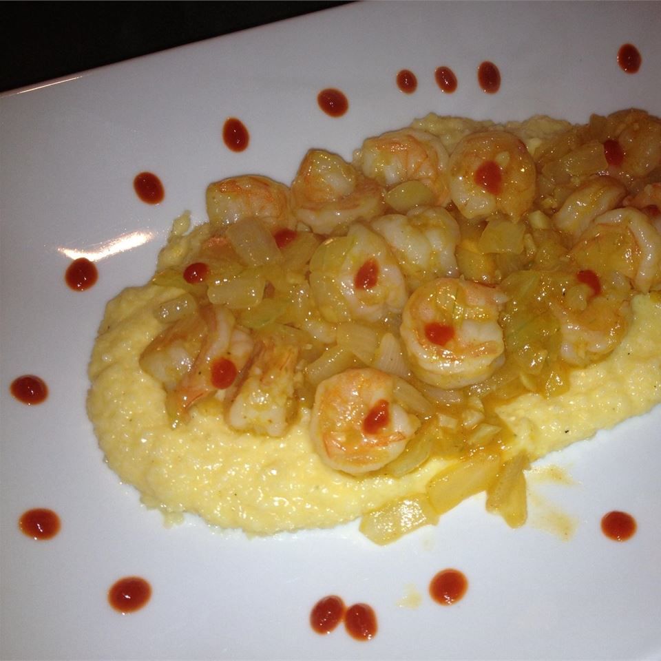 Garlic Shrimp and Cheesy Grits Recipe