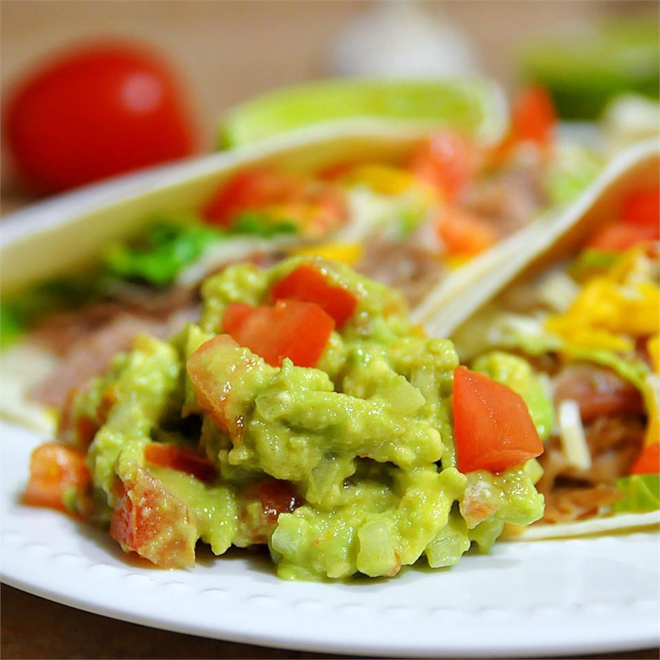 Creamy, Spicy Guacamole Recipe