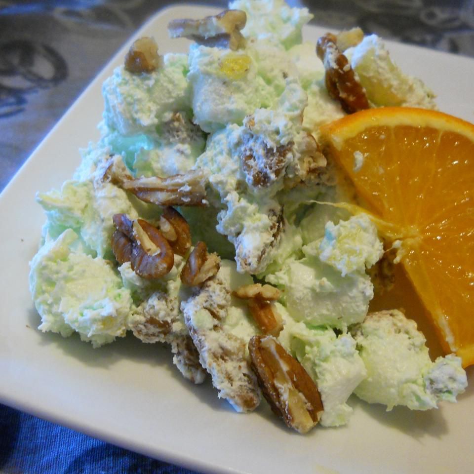 Easy Watergate Salad Recipe