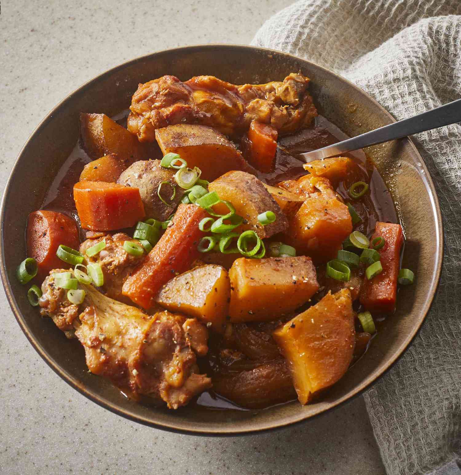 Korean Spicy Chicken and Potato (Tak Toritang) Recipe