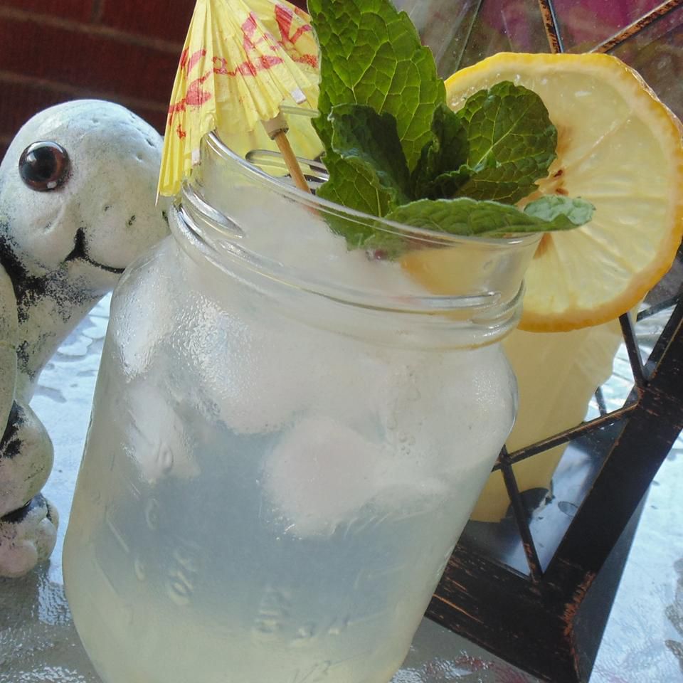 Mason Jar Lemonade Recipe