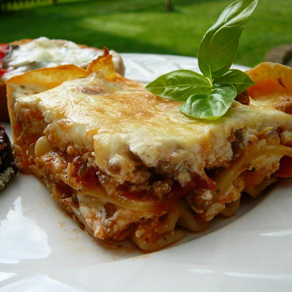 Grandma's Best Ever Sour Cream Lasagna Recipe